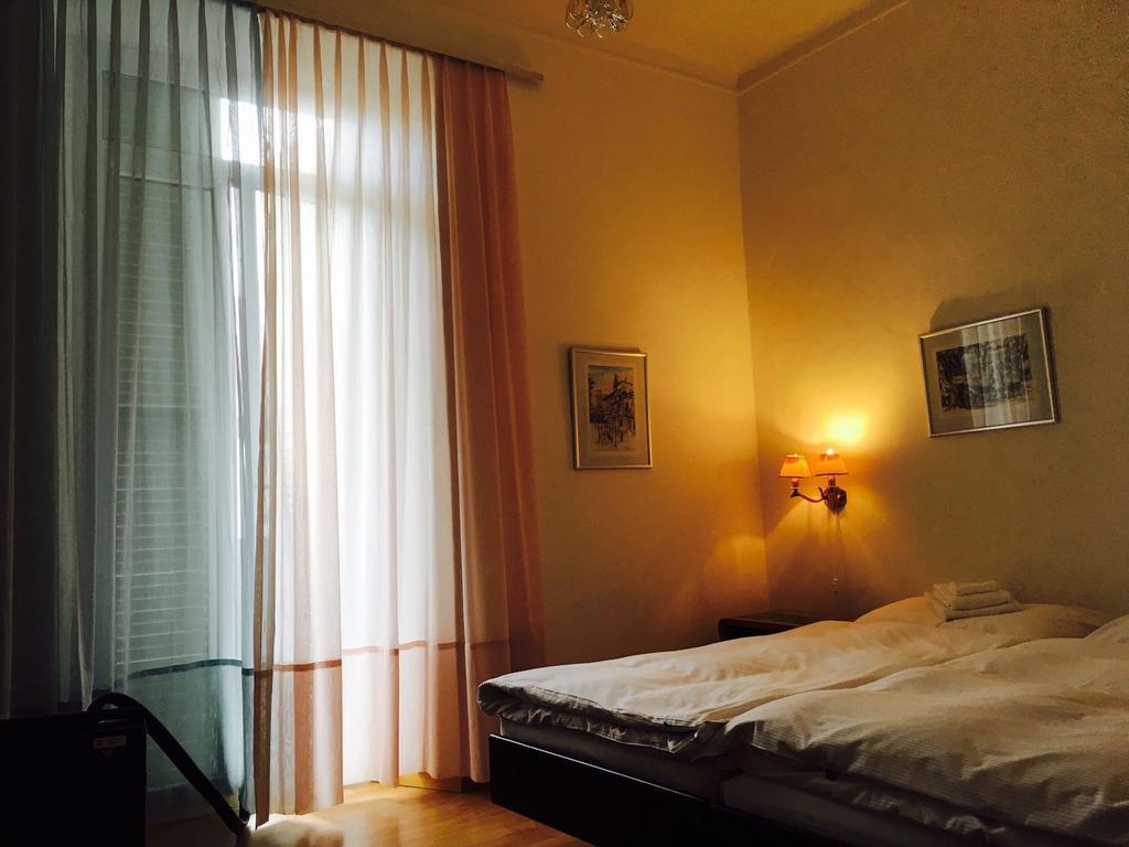 Bottega Del Vino Guesthouse ロカルノ エクステリア 写真