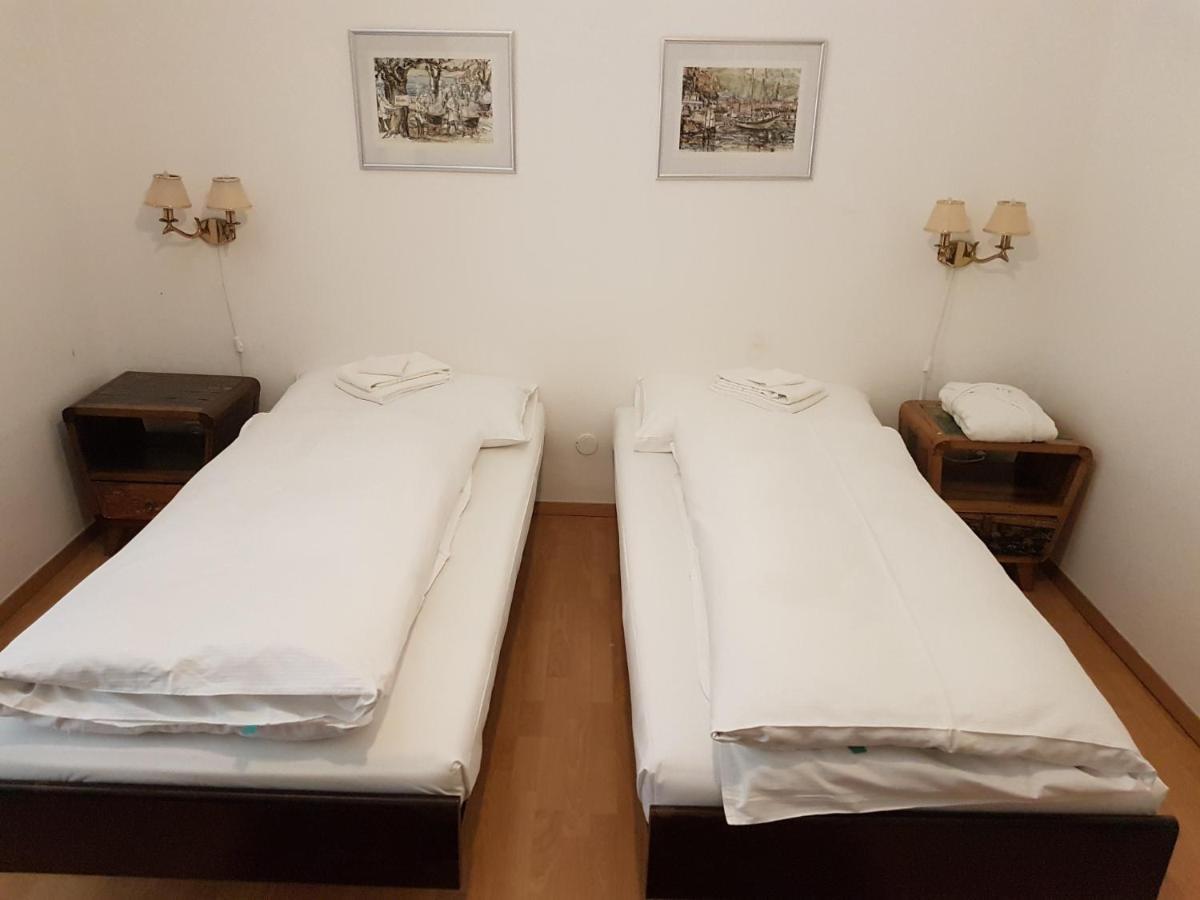 Bottega Del Vino Guesthouse ロカルノ エクステリア 写真